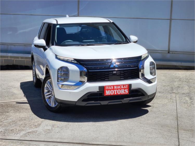 2023 MITSUBISHI OUTLANDER 4D WAGON ES 7 SEAT (2WD) ZM MY23
