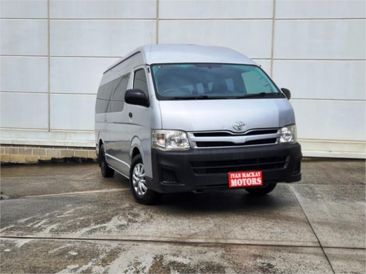 2011 TOYOTA HIACE BUS COMMUTER TRH223R MY11 UPGRADE