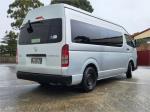 2011 TOYOTA HIACE BUS COMMUTER TRH223R MY11 UPGRADE